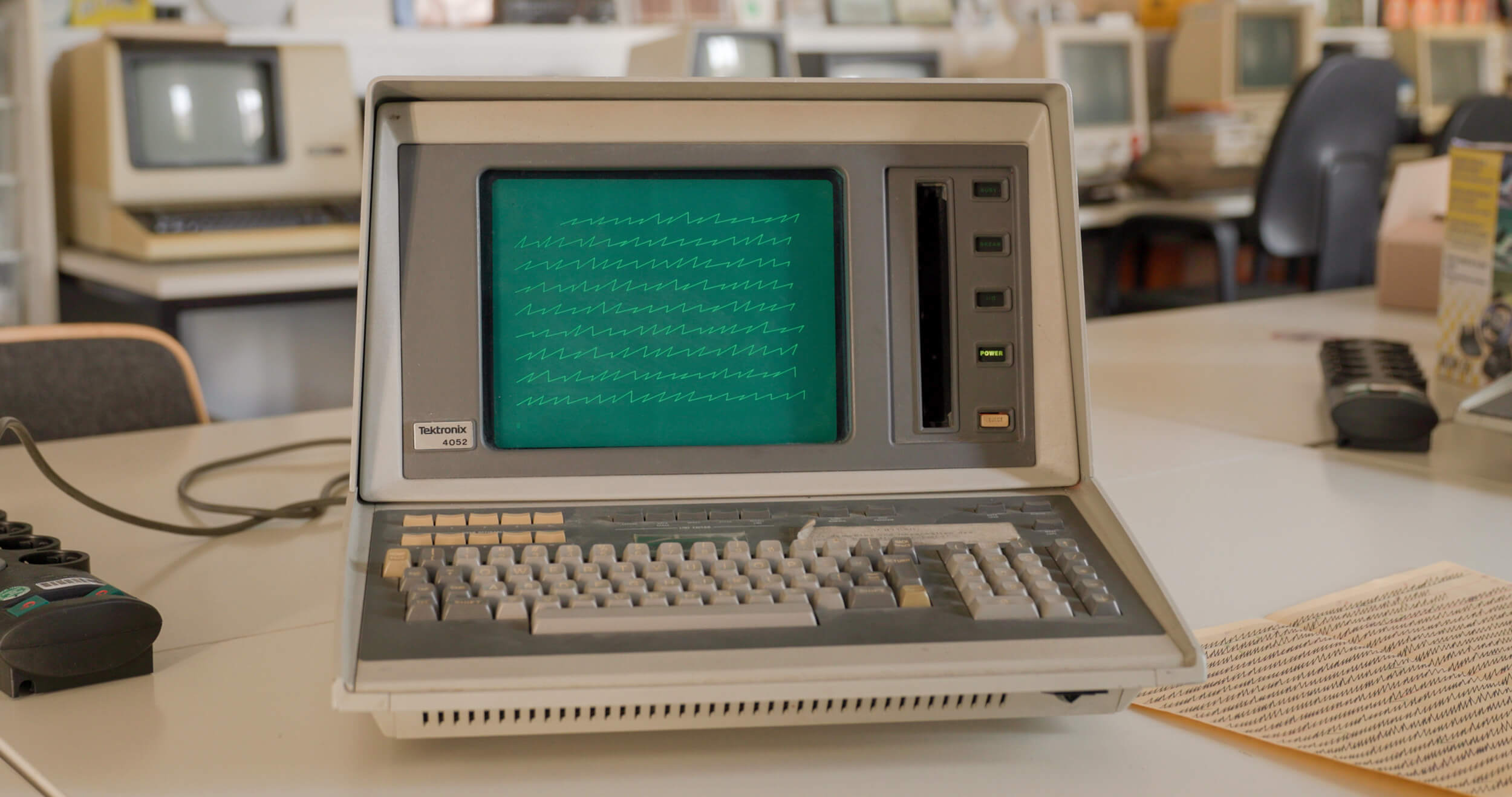 Computer showing Lettres de ma Mère